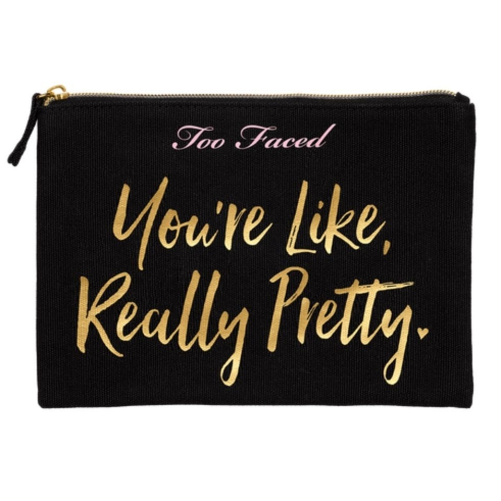 🌹🌹New Too Faced makeup bag zip pouch 🌹🌹